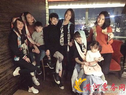 陈乔恩与昔日团体 【七朵小花】