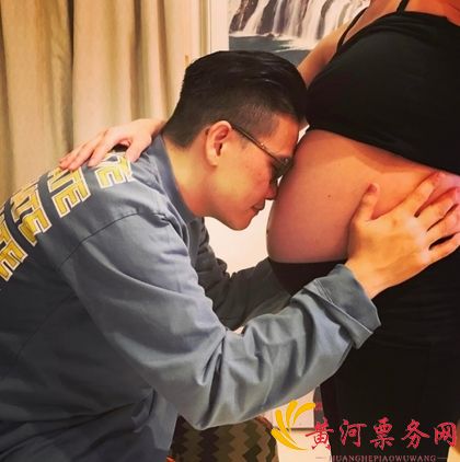 苏永康与老婆冯翠珊