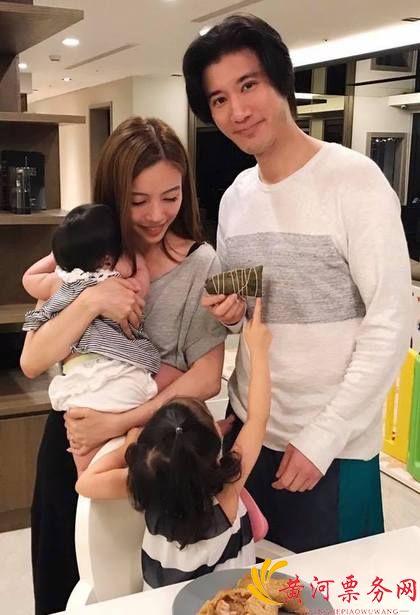 王力宏全家人