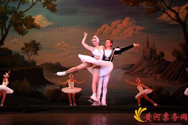 冰上芭蕾《天鹅湖》