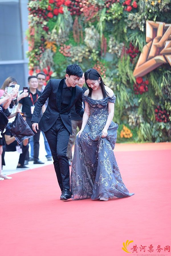 谢娜与张杰超暖心