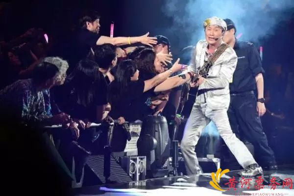 2023许冠杰广州演唱会 带你穿越时光 重温经典岁月