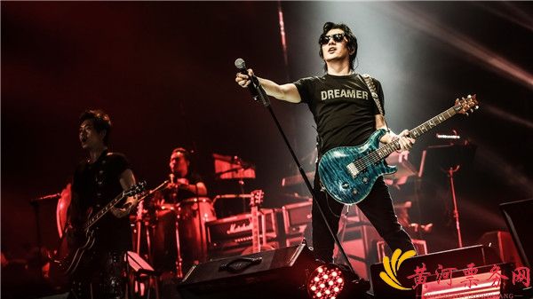 郑钧2017"私奔"全国巡回演唱会—西安站 郑钧2017"私奔"全国巡回演唱会—西安站