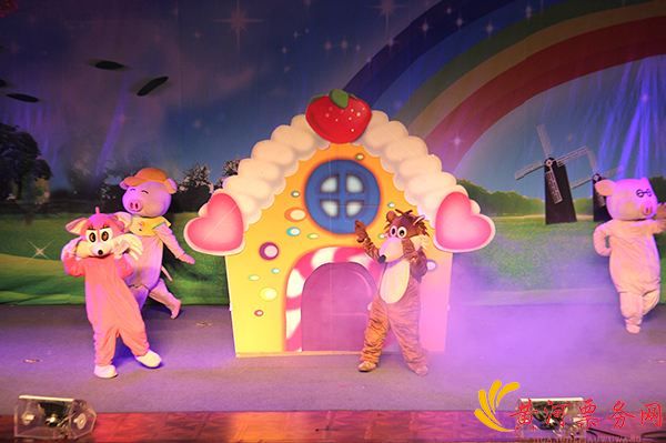 2018天津儿童剧《三只小猪》