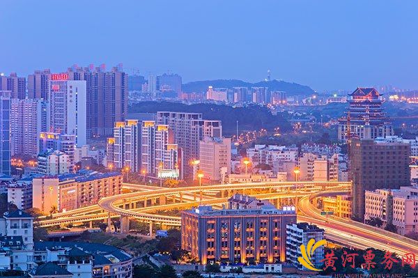 2018伍佰China Blue摇滚全经典之全面对决演唱会-南宁站