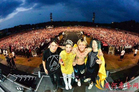 ONE OK ROCK演唱会