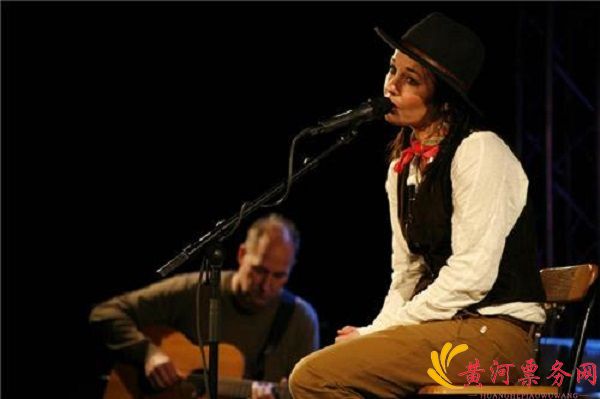 苏菲·珊曼妮 苏菲·珊曼妮