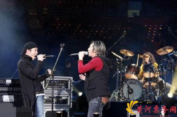 叶世荣黄贯中大连演唱会