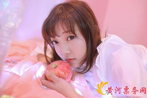 范薇.jpg