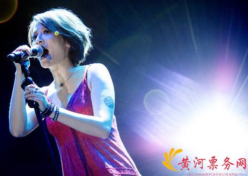 杨乃文