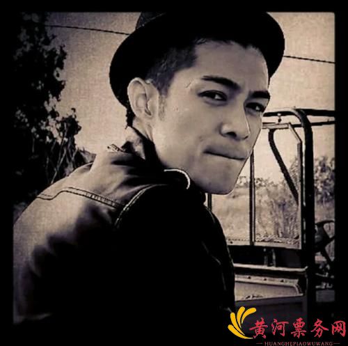 周柏豪