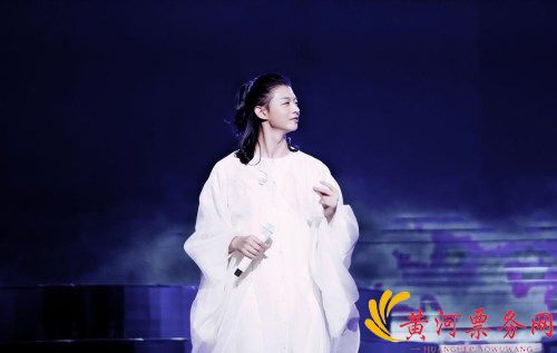 霍尊
