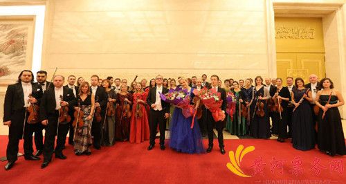 维也纳春之声交响乐团