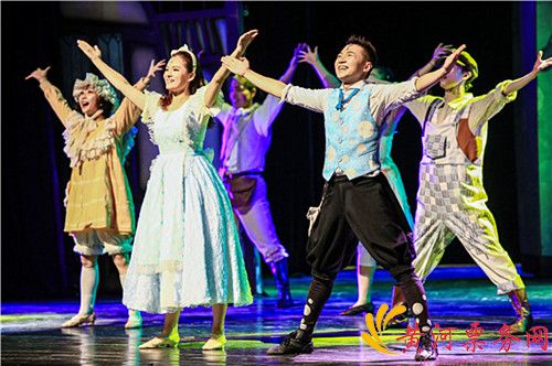 《想变成人的猫》