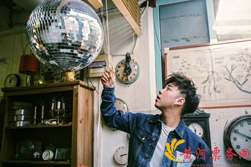 2018咪咕汇年度最佳人气新人拉票会朱兴东深圳专场