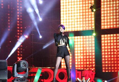 海阳·巅峰之夜群星演唱会