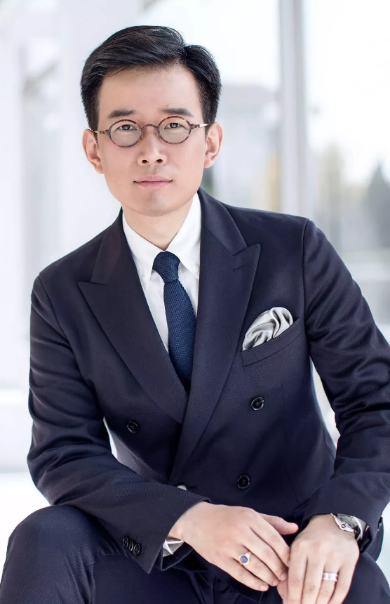 东唱西和青岛交响音乐会