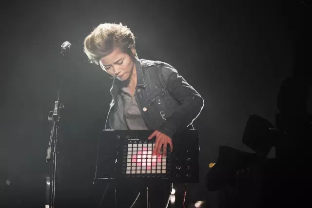 许飞成都演唱会