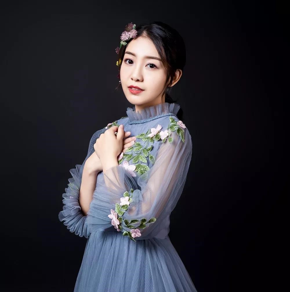 卓依婷赣州群星演唱会