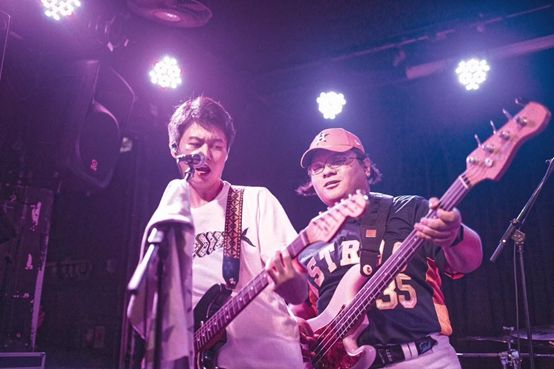 和平和浪乐队南京演唱会