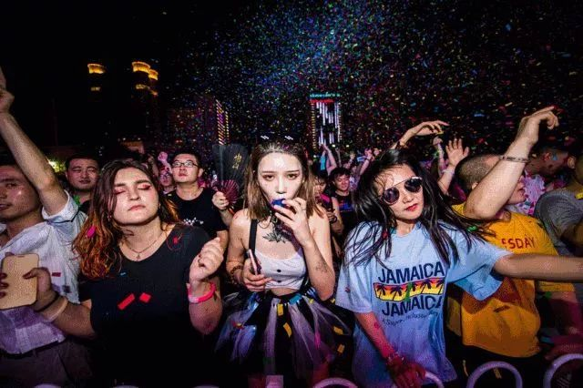 2019薛之谦潘玮柏广州群星演唱会