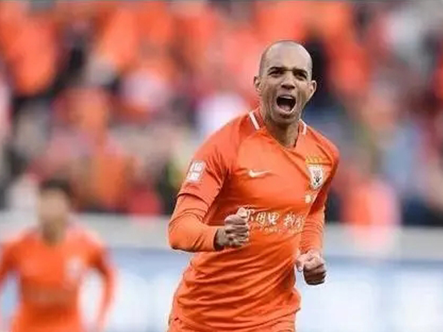 中超山东鲁能主场赛事济南站