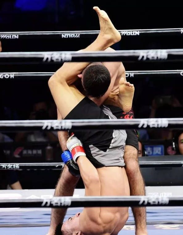 勇士的荣耀拳击赛秦皇岛站