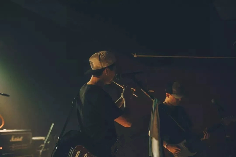 地下婴儿乐队武汉演唱会