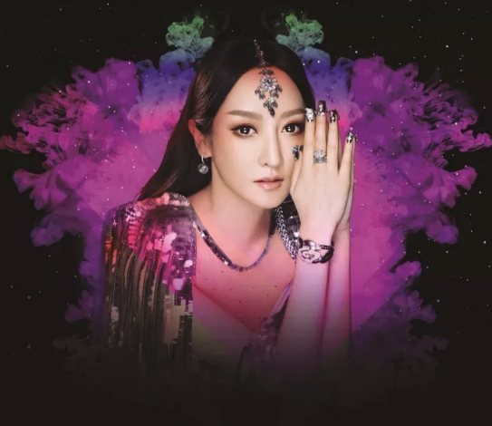 炎亚纶萨顶顶上海演唱会