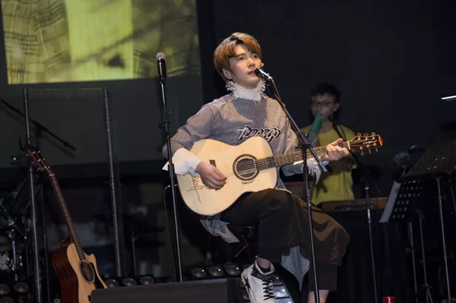 2019简弘亦哈尔滨演唱会