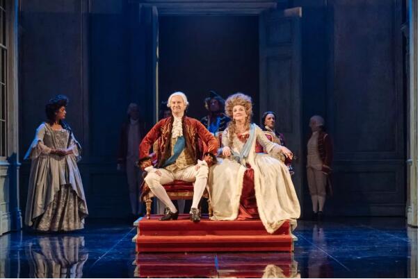 话剧疯王乔治三世成都站