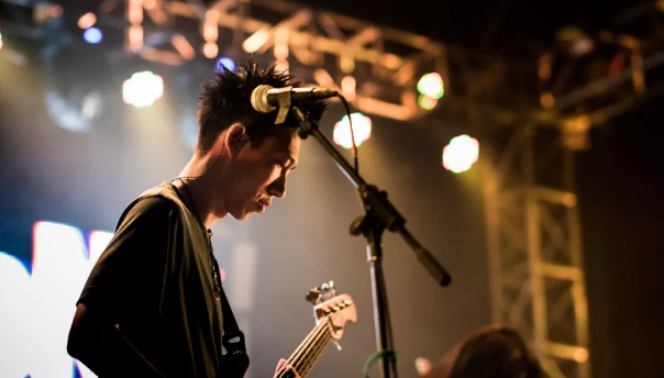 破碎乐队深圳演唱会