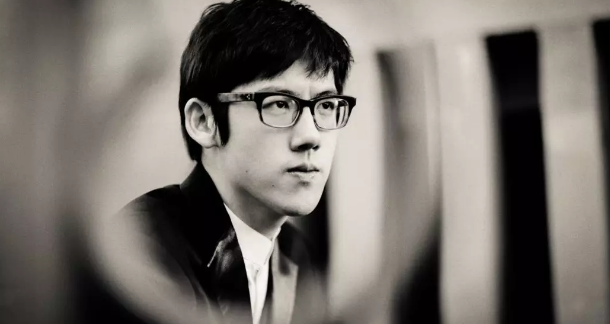 张昊辰南京钢琴音乐会