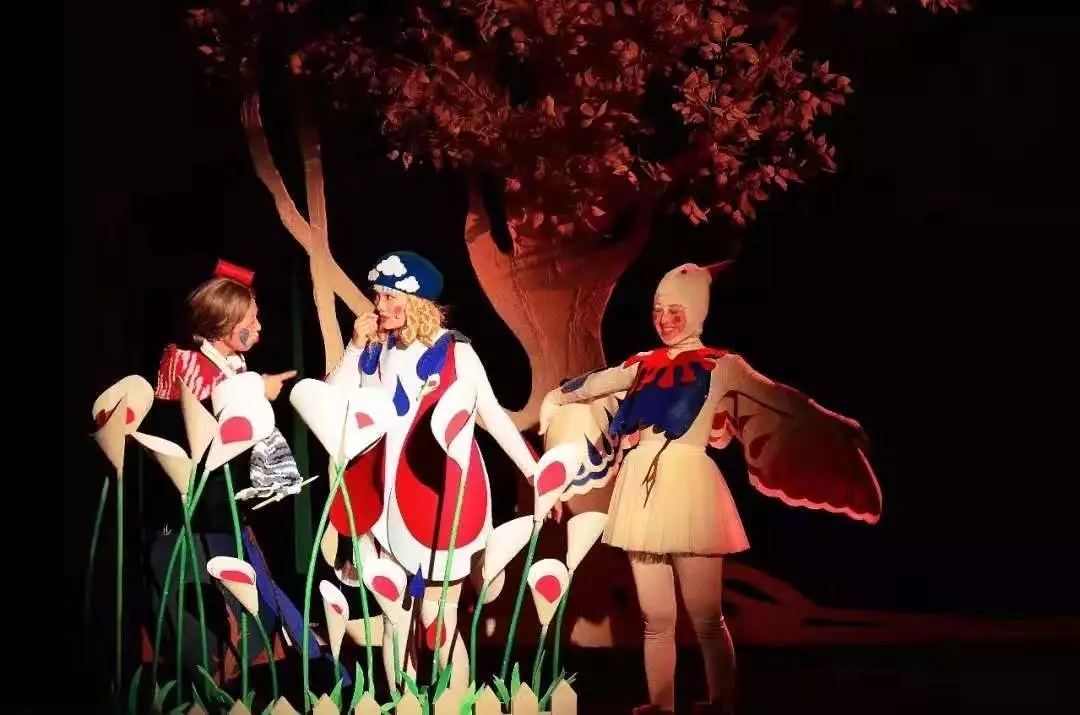 2019儿童剧拇指姑娘成都站