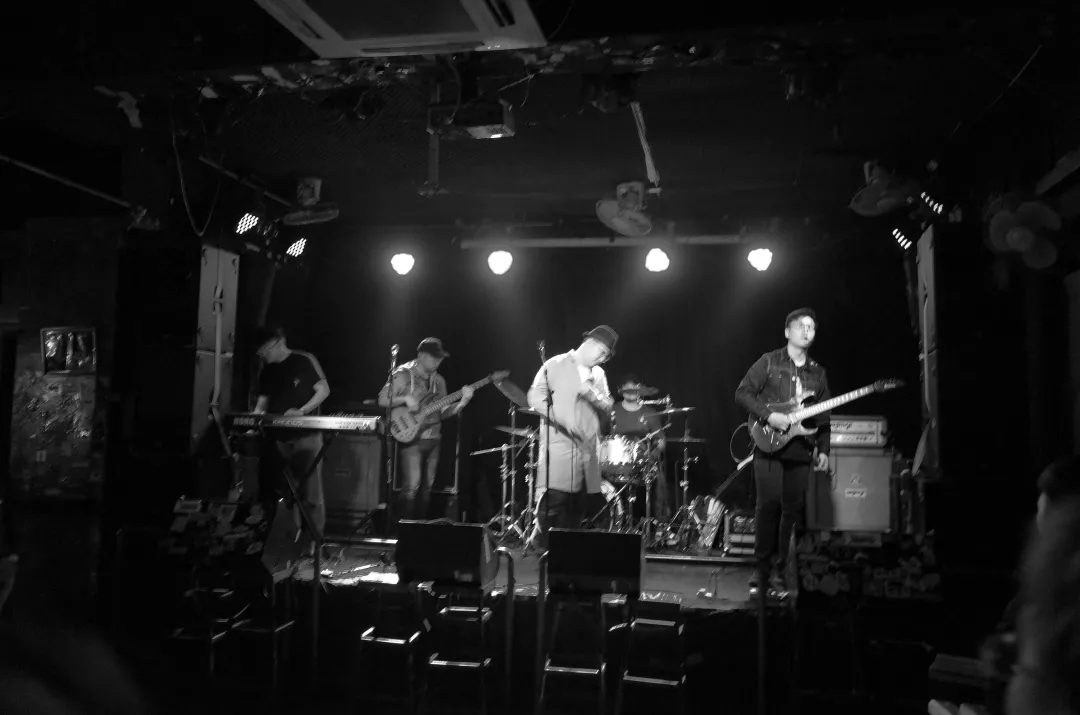 2019鲤鱼滑梯乐队厦门演唱会