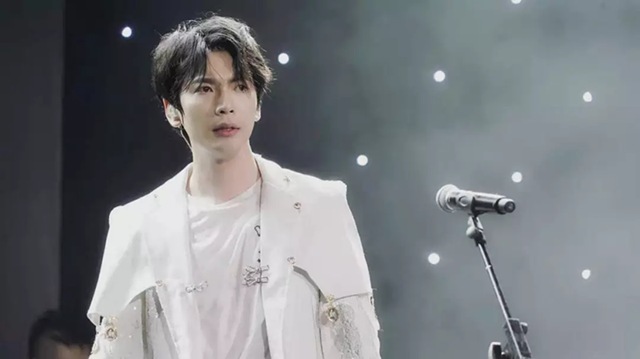 2019简弘亦重庆演唱会