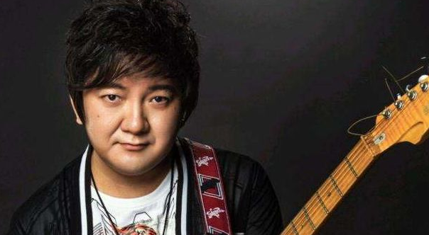 杨臣刚上海演唱会