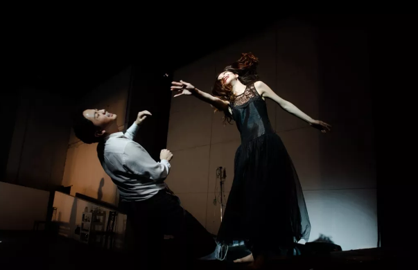 音乐剧空中花园谋杀案南京站