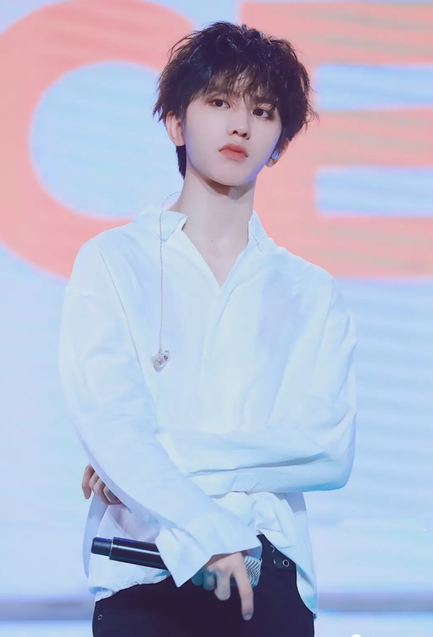 蔡徐坤北京生日会