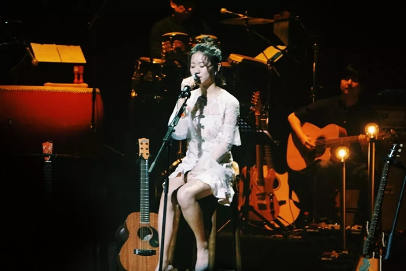 谢春花重庆演唱会