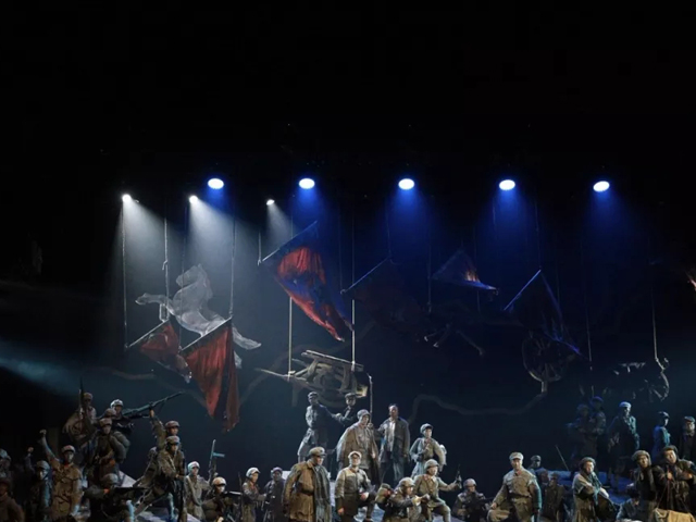 话剧雄关漫道贵阳站