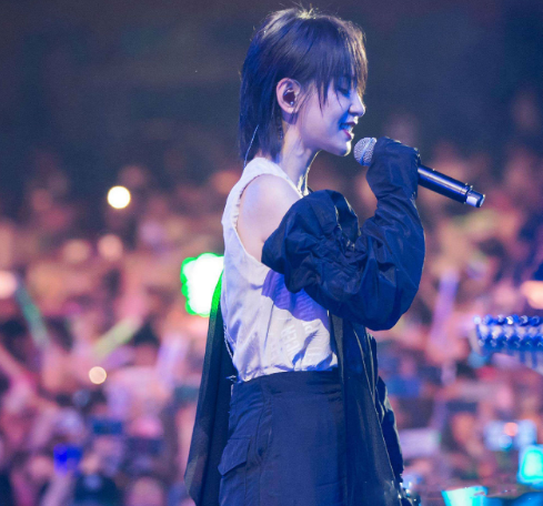 周笔畅长沙演唱会