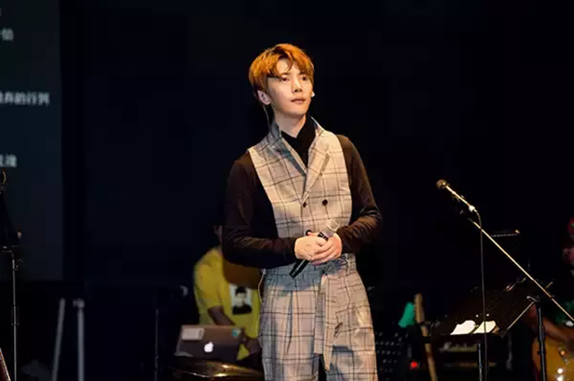 2019简弘亦哈尔滨演唱会