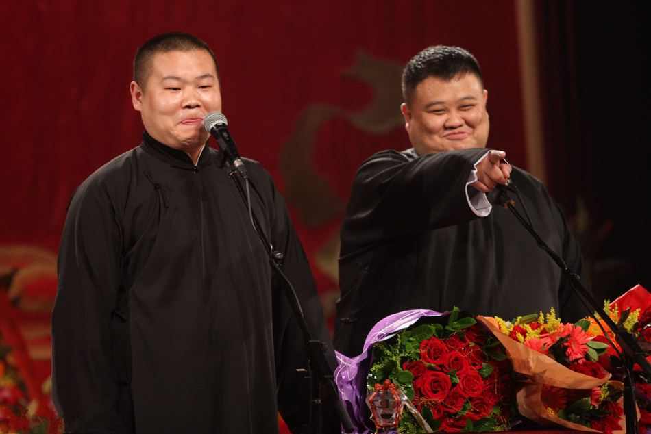 岳云鹏孙越纽约相声专场