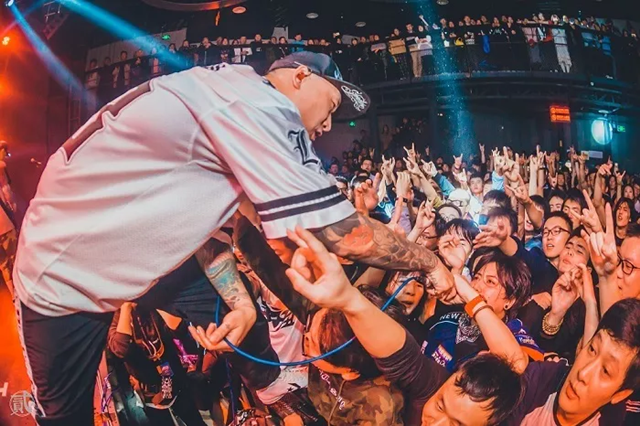 2019扭曲机器乐队包头演唱会