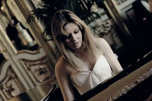 瓦妮莎宁波音乐会