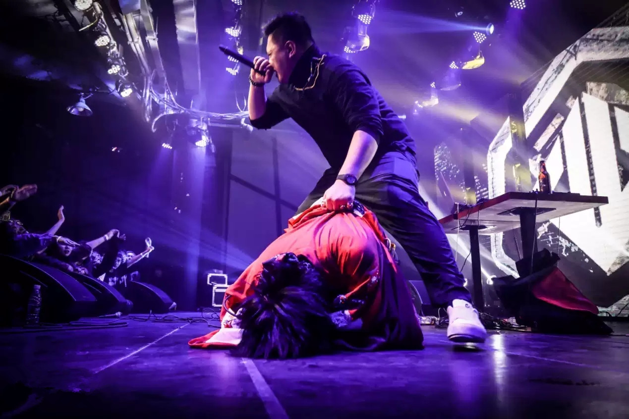 畸形儿广州演唱会