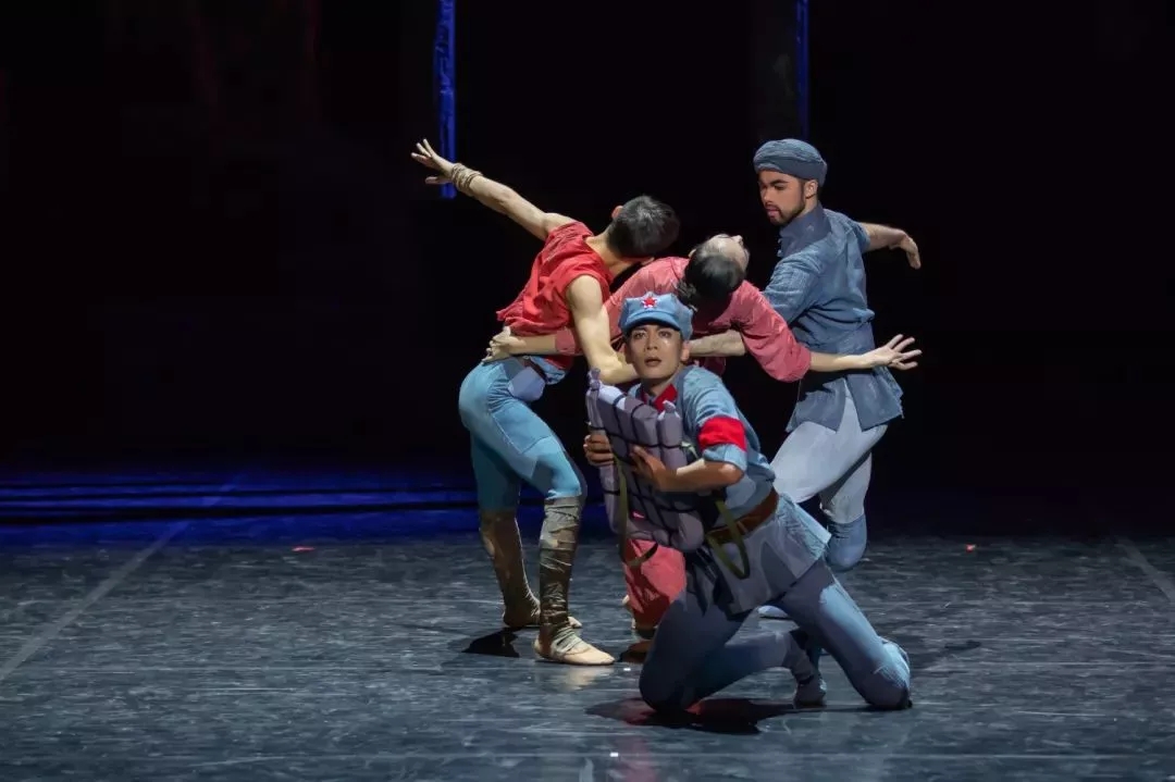 芭蕾舞剧闪闪的红星河源站