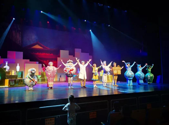 2020儿童剧故宫里的小不点南宁站