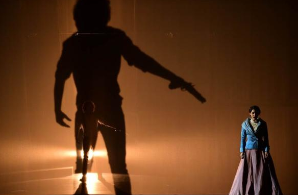 上海音乐剧摇滚红与黑